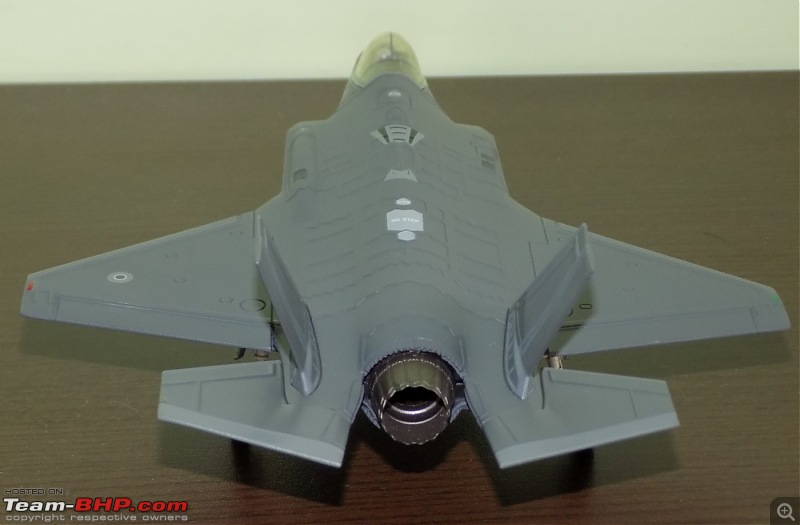 Scale Models - Aircraft, Battle Tanks & Ships-f35_5.jpg