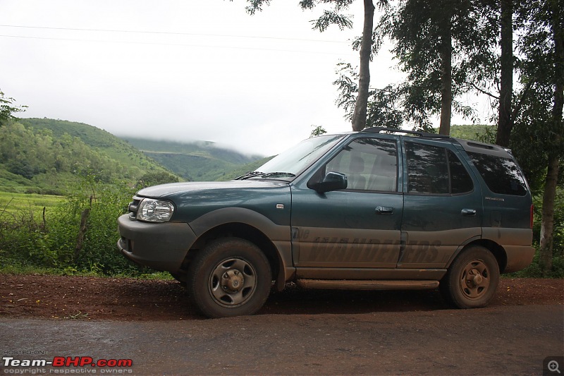 All Tata Safari Owners - Your SUV Pics here-img_1212.jpg