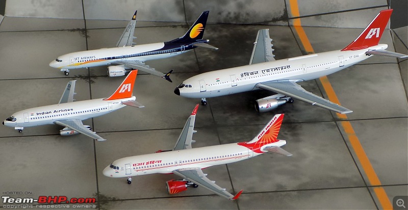 Scale Models - Aircraft, Battle Tanks & Ships-737_cll_1.jpg