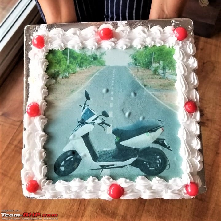 Birthday cakes with car & bike themes-img20190922wa0015.jpg