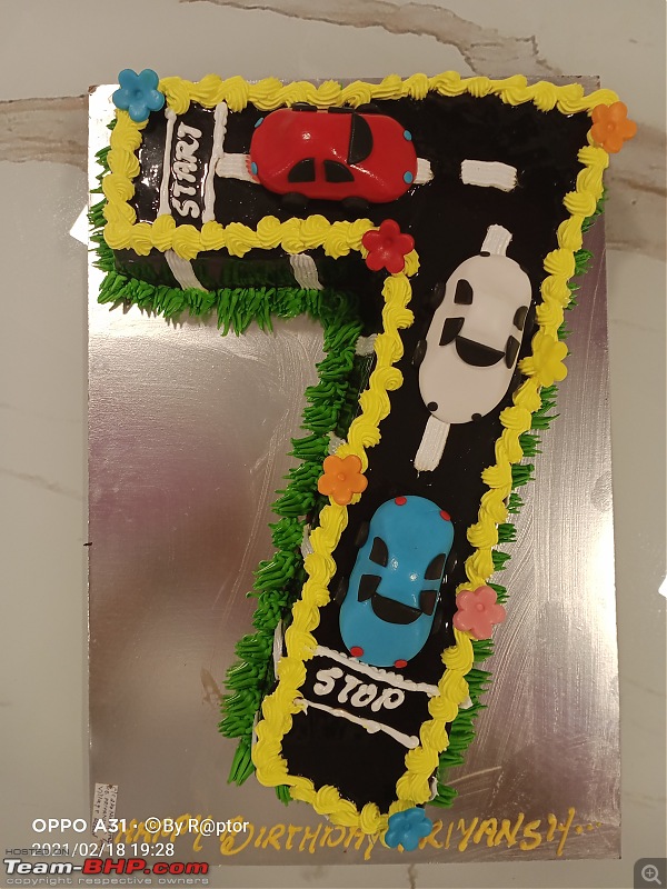 Birthday cakes with car & bike themes-img20210218192830.jpg