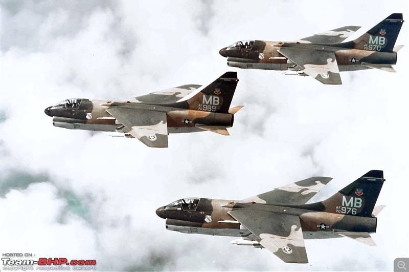 Scale Models - Aircraft, Battle Tanks & Ships-355th_tactical_fighter_squadron_a7d_corsair_iis_in_formation.jpg