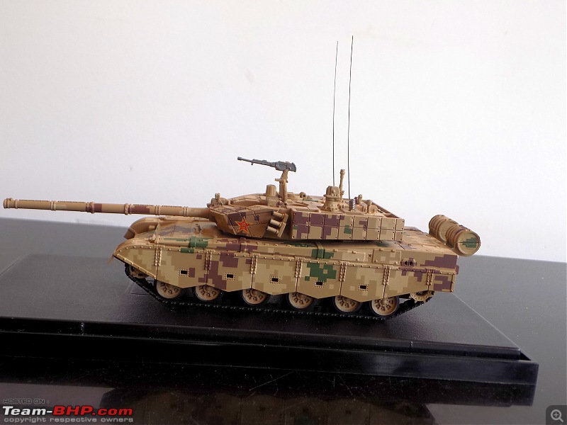 Scale Models - Aircraft, Battle Tanks & Ships-99_3.jpg