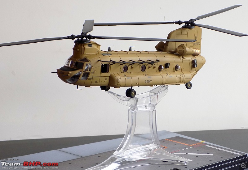 Scale Models - Aircraft, Battle Tanks & Ships-ch47_9.jpg