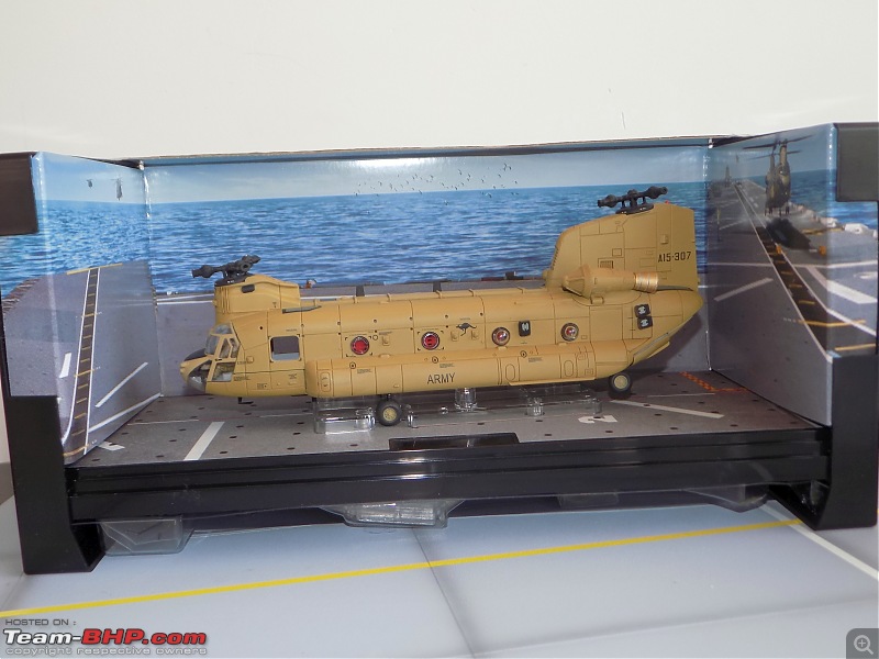 Scale Models - Aircraft, Battle Tanks & Ships-ch47_box5.jpg