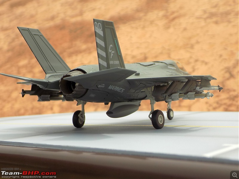 Scale Models - Aircraft, Battle Tanks & Ships-f35_9.jpg