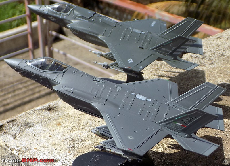 Scale Models - Aircraft, Battle Tanks & Ships-f35_fm_9.jpg