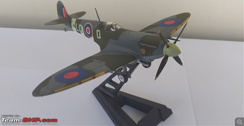 Scale Models - Aircraft, Battle Tanks & Ships-spitfire-c.jpg