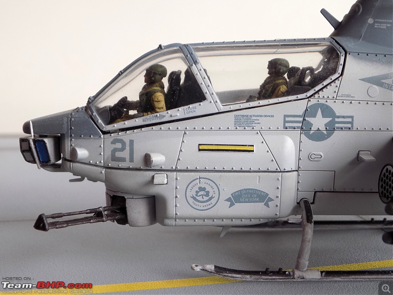 Scale Models - Aircraft, Battle Tanks & Ships-ah1w_4.jpg