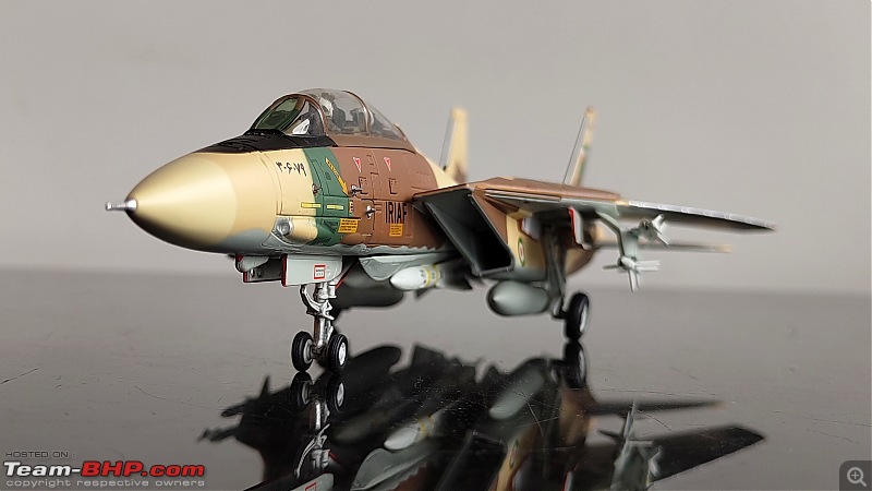 Scale Models - Aircraft, Battle Tanks & Ships-tc_8_2.jpg