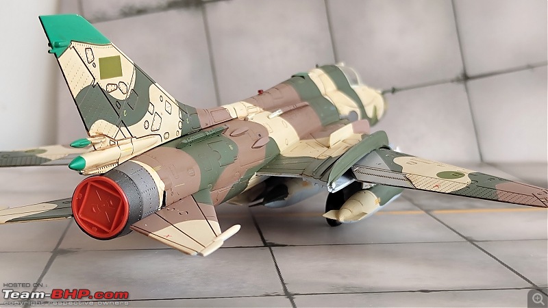 Scale Models - Aircraft, Battle Tanks & Ships-su22_cover_2.jpg