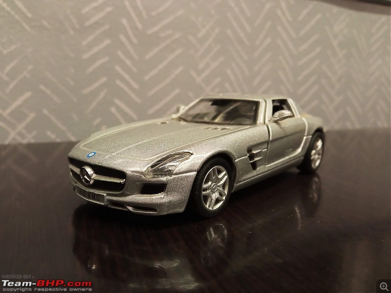 Your favourite automotive gifts-gift-sls.jpg