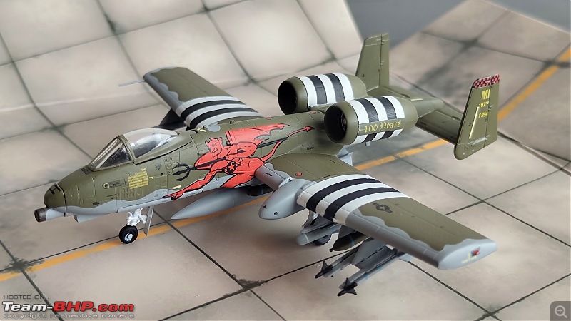 Scale Models - Aircraft, Battle Tanks & Ships-a102.jpg