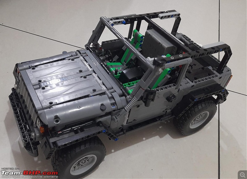 Lego Technic-jeep-fin-3.jpeg