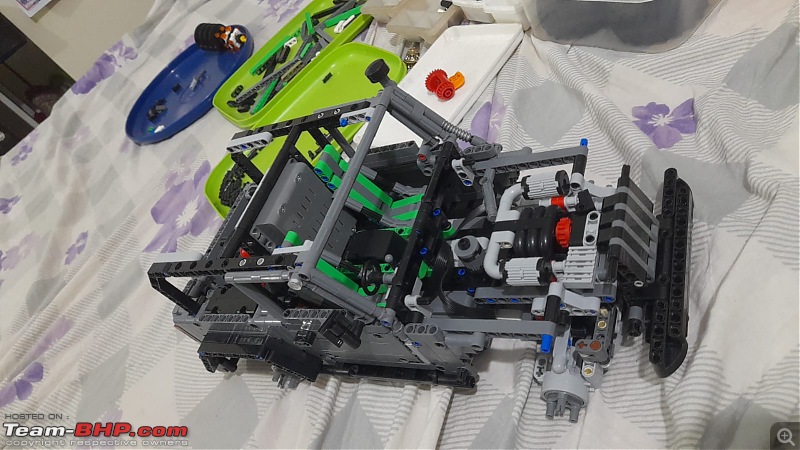 Lego Technic-jeep1.jpeg