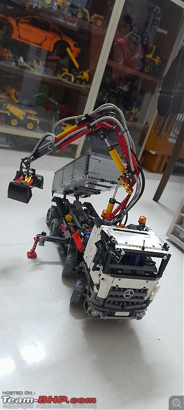 Lego Technic-arocs2.jpeg