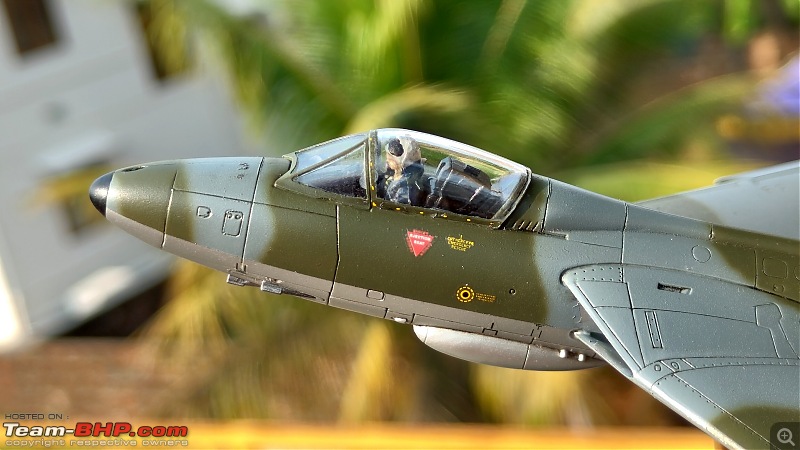Scale Models - Aircraft, Battle Tanks & Ships-hunt_cl_1.jpg