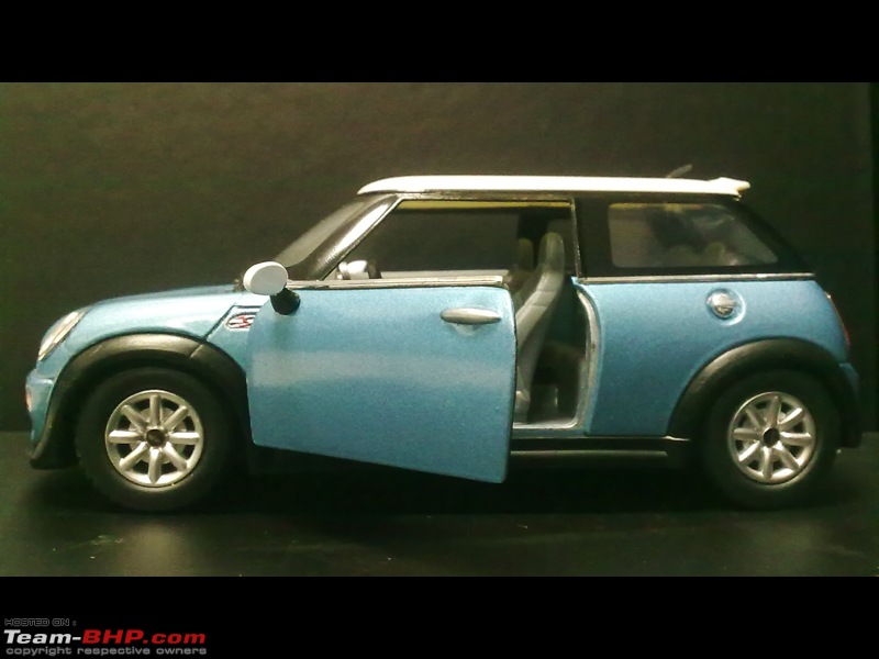 The Scale Model Thread-minicoopers-01.jpg