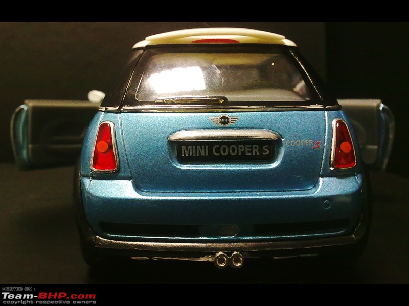 The Scale Model Thread-minicoopers-05.jpg