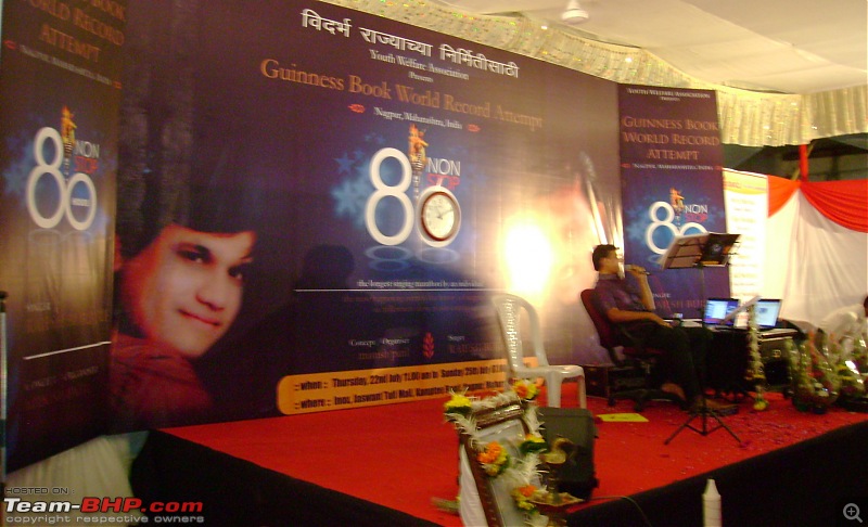 Rajesh Burbure, Nagpur, Singing For A Continuous 80 Hours to Set World Record!-05.jpg