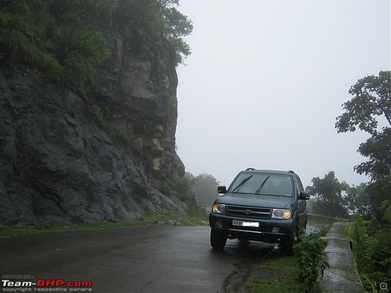 All Tata Safari Owners - Your SUV Pics here-safari2.jpg