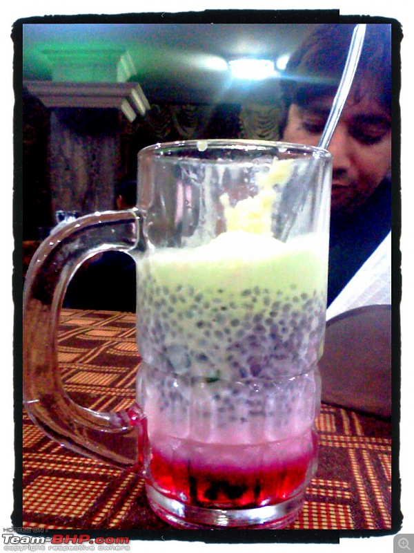 A Guide: Eating out in Hyderabad/Secunderabad/Cyberabad-falooda.jpg