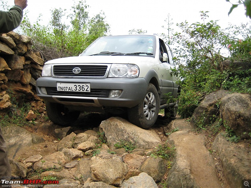 All Tata Safari Owners - Your SUV Pics here-img_04092.jpg