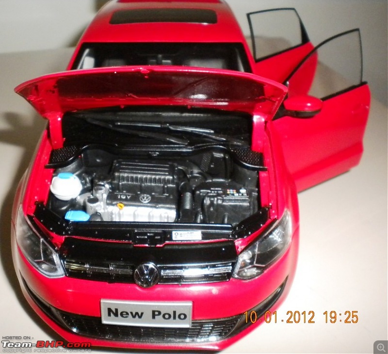 Unboxing of Mini New Volkswagen Polo(red) Diecast Toy car 