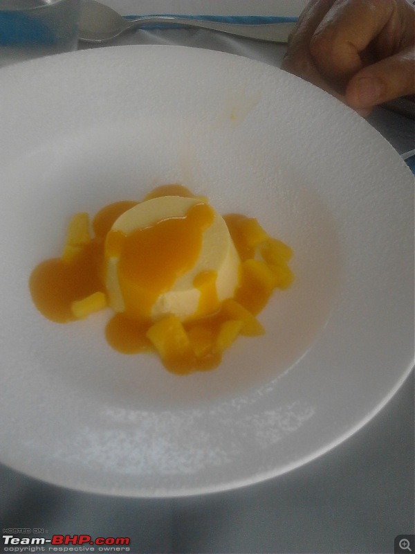 A Guide: Eating out in Hyderabad/Secunderabad/Cyberabad-mango-brulee.jpg