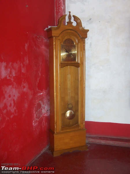 Your proud clock collection (Grand father, Wall, Alarm & Table models)-100_0591.jpg