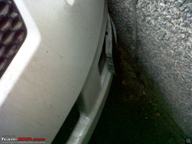 My parked Swift VDi smashed by an Innova-img00014201302011746.jpg