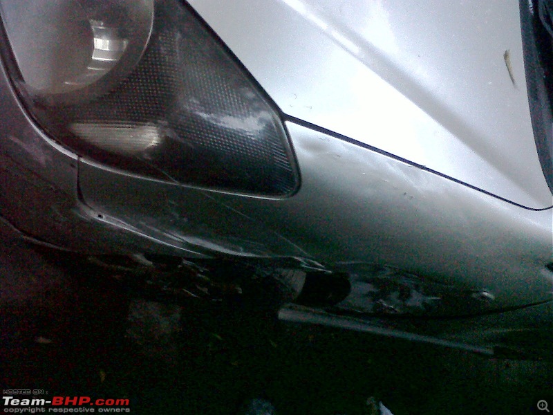 My parked Swift VDi smashed by an Innova-img00053201302011801.jpg