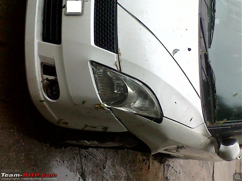 My parked Swift VDi smashed by an Innova-img00105201302051304.jpg