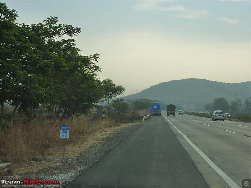 Mumbai Pune Expressway - Assistance Measures-p1150554.jpg