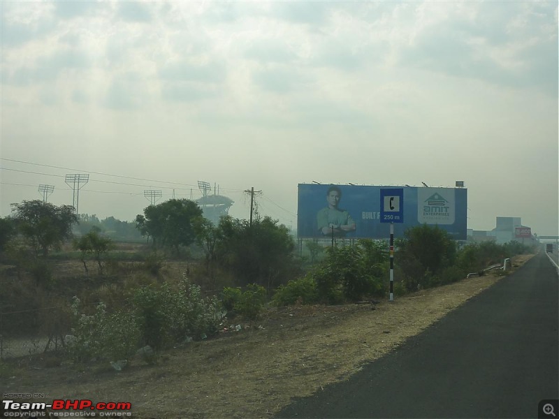 Mumbai Pune Expressway - Assistance Measures-p1150560.jpg