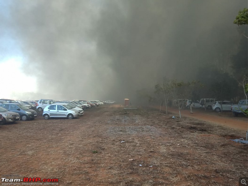 Massive fire in the parking lot at Aero India 2019 (Bangalore)-1550909651109.jpg