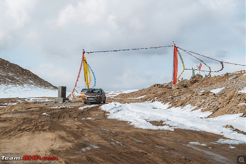 Umling La - The highest motorable road in the world-sun_2108.jpg