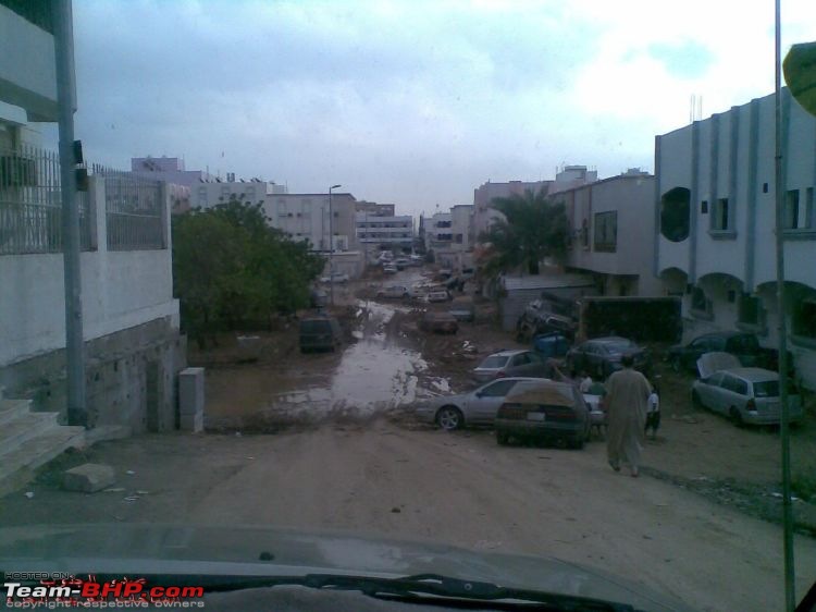 Flash Floods in Jeddah (25 November 2009)-12594092291.jpg