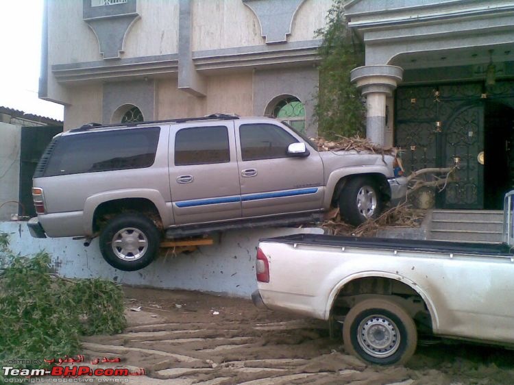 Flash Floods in Jeddah (25 November 2009)-12594097545.jpg