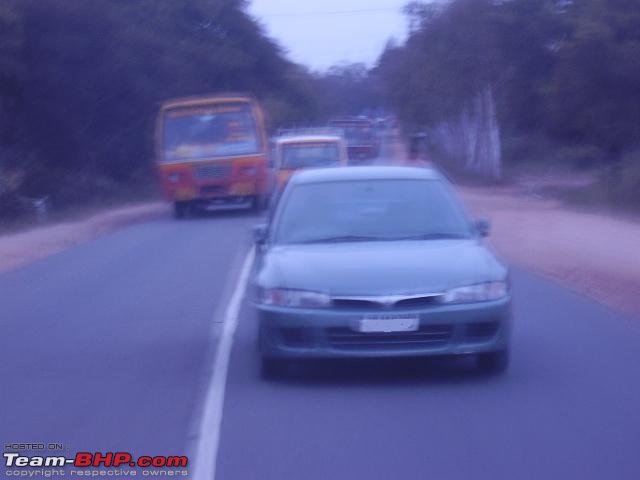 Horrible private bus drivers in Kerala roads-p6120257.jpg
