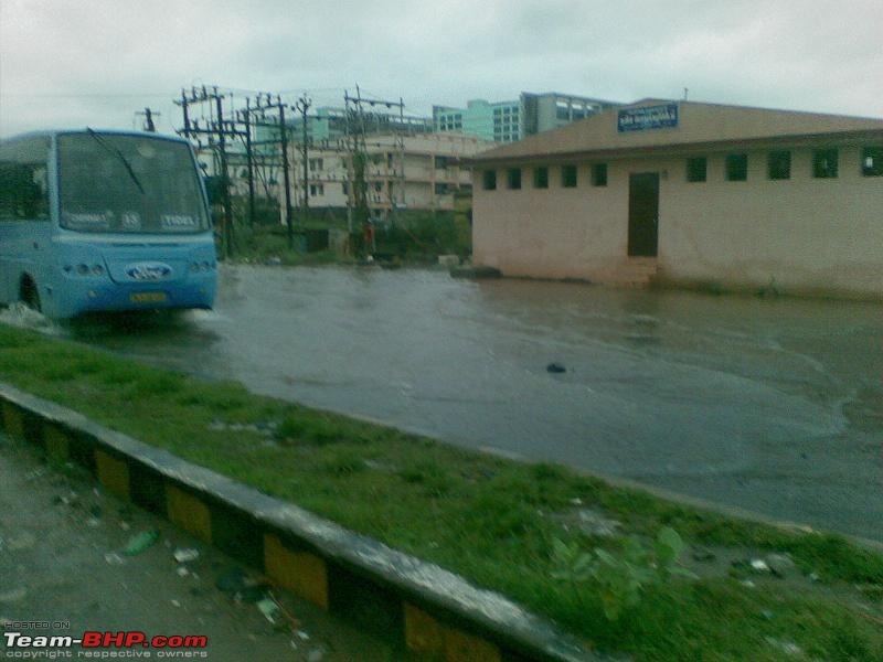 Rain & Roads in Chennai-06122010.jpg