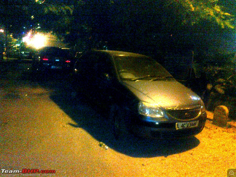 Diwali destruction: ORVMs and driver's side window shattered by exploding atom bombs-photo0836.jpg