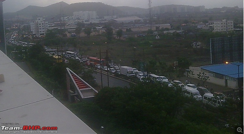 Hinjewadi Traffic Issues-16072012.jpg