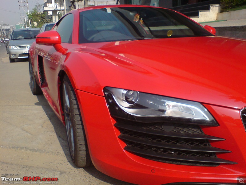 Red Audi R8 Seen In Hyderabad.-dsc01503.jpg