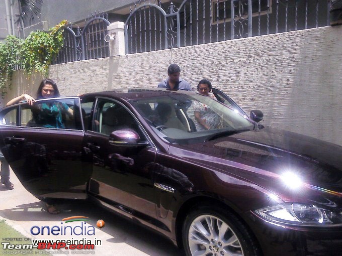South Indian Movie stars and their cars-priyankaupendragiftsjaguarcartoupendraonhisbirthday_13478717256.jpg