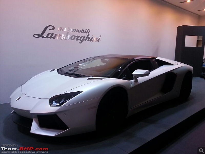 Lamborghini Aventador Roadster Launched @ 4.7 Cr!-aventador-roadster.jpg