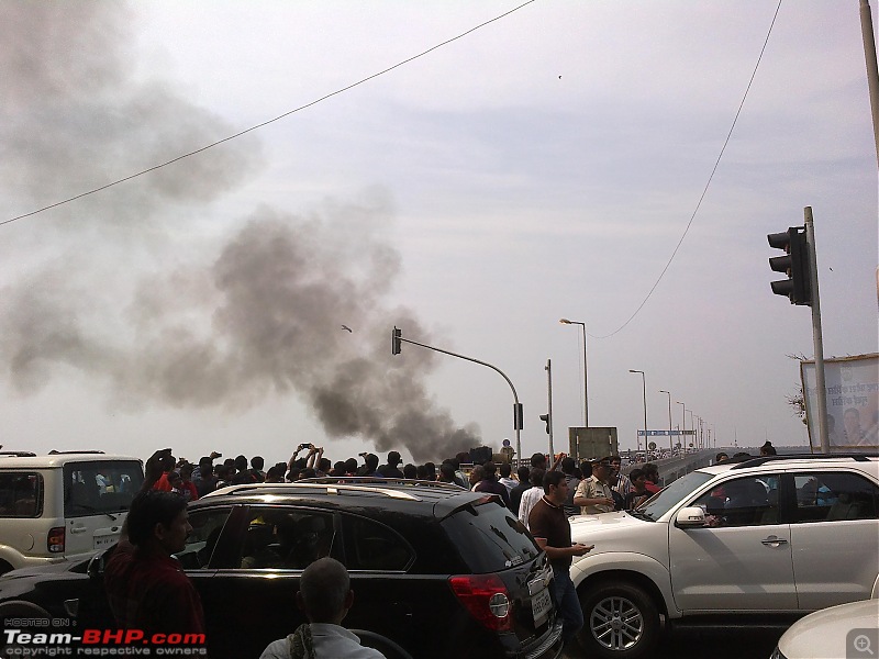 Audi R8 catches fire in Mumbai! EDIT: A few more - page 9-270120132857.jpg