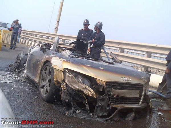 Audi R8 catches fire in Mumbai! EDIT: A few more - page 9-6.jpg
