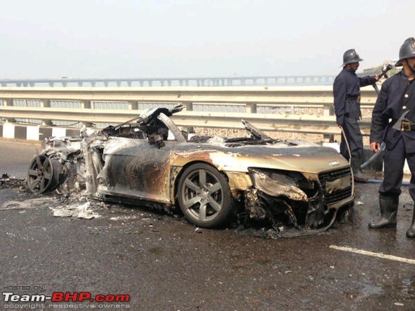 Audi R8 catches fire in Mumbai! EDIT: A few more - page 9-bbmyrftcqaa2zr.jpg