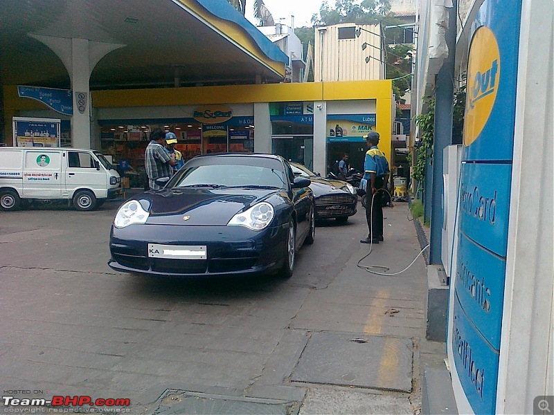 Supercars & Imports : Chennai-5thmay13_rapide_911_4.jpg